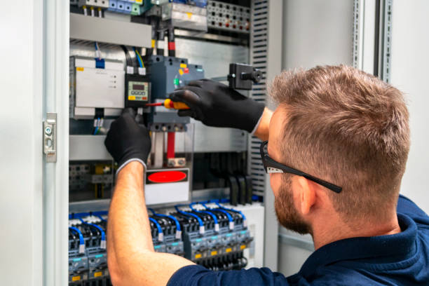 Best Emergency Electrical Repair  in Topeka, IN